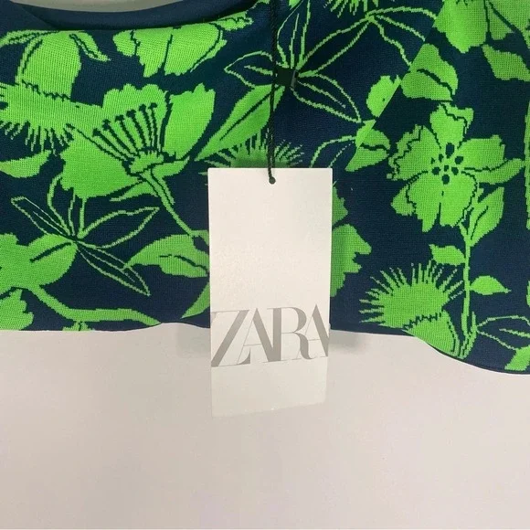 Zara One Shoulder Floral Print Jacquard Crop Top Size Medium NWT - Picture 3 of 5